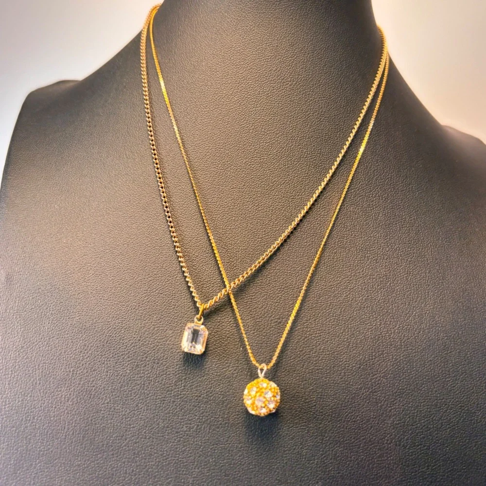 N/A vintage piece